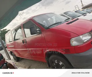 Volkswagen Transporter 2005 Red