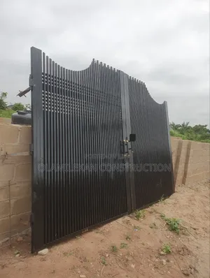 12feet 14feet Strip Design Bi Parting Swing Gate