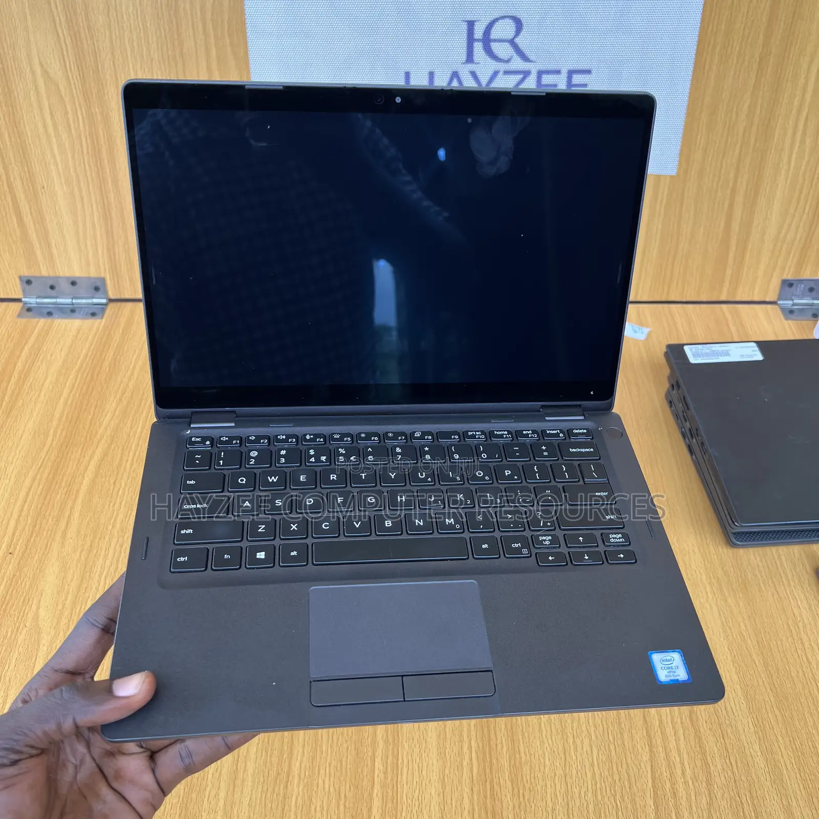 Laptop Dell Latitude 5300 16GB Intel Core I7 SSD 512GB