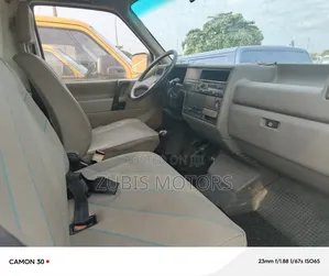 Volkswagen Transporter 2005 White