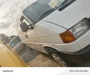 Volkswagen Transporter 2005 White