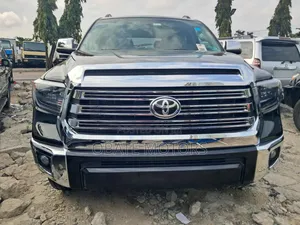 Toyota Sequoia 2015 Black