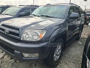 Toyota 4-Runner Limited V8 4x4 2005 Gray