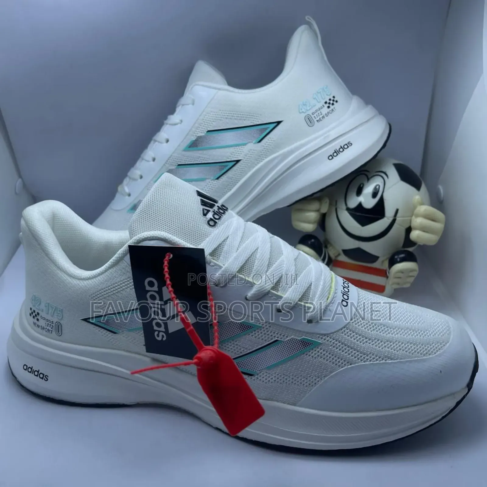 Brand New Adidas Trainer Canvas