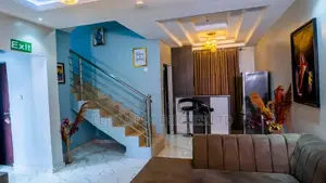 3 Bedroom Classy Luxury Apartment