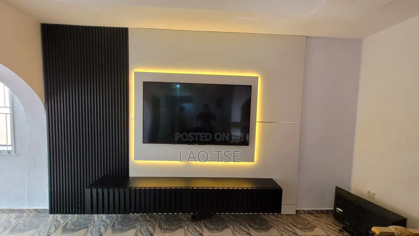 Be Spoke Tv Console. Minimalist Type Tv Console.