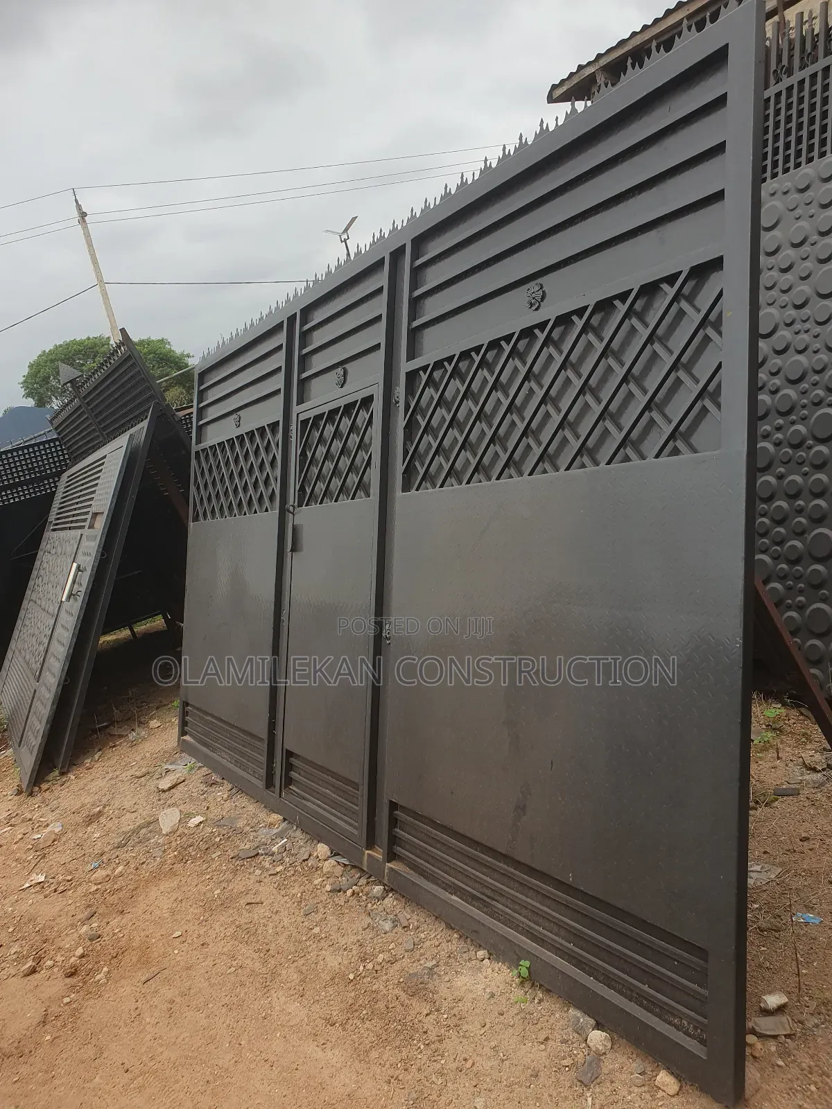 Sliding Gate