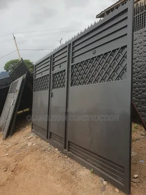 Sliding Gate