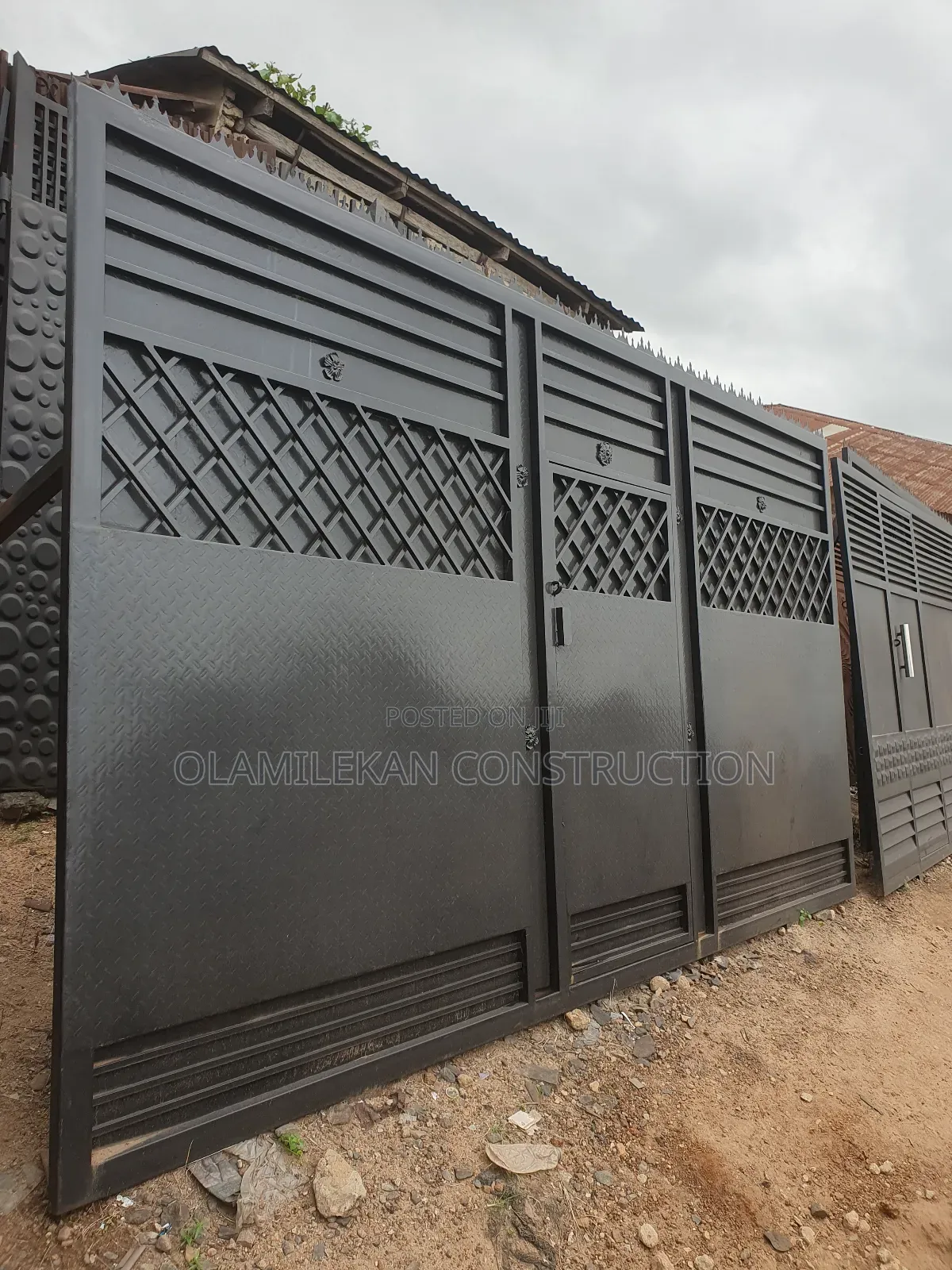 Sliding Gate