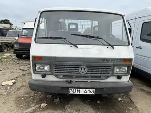 Volkswagen LT 2000 White