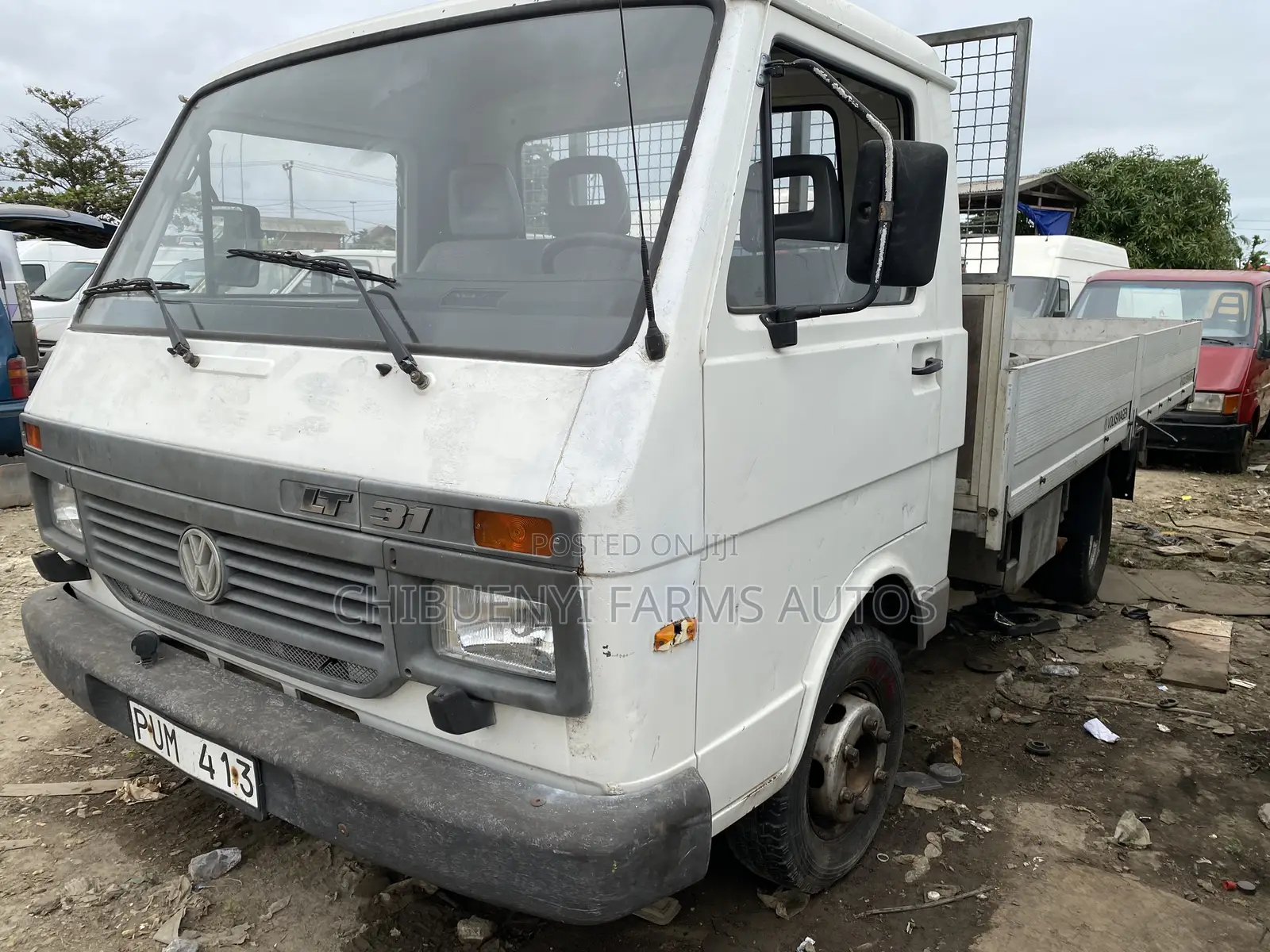 Volkswagen LT 2000 White