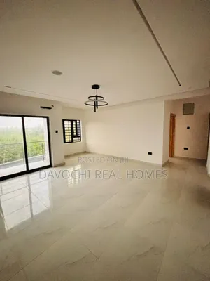 2bdrm Apartment in Ologolo Estate, Lekki for rent