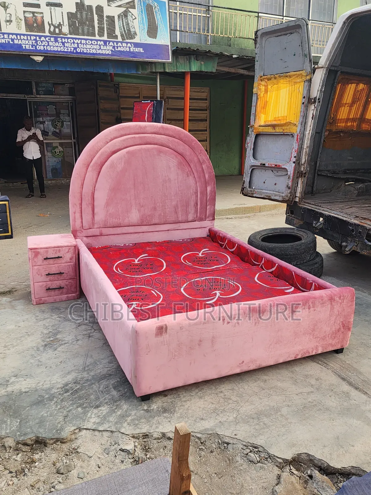 Quality 4.5by6 Upholstery Padded Bed Frame With One Bed Side