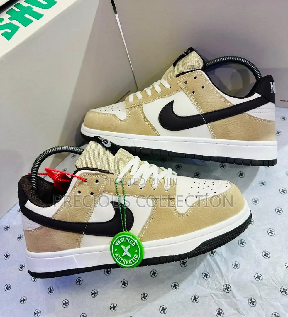 Unisex Nike Sneakers
