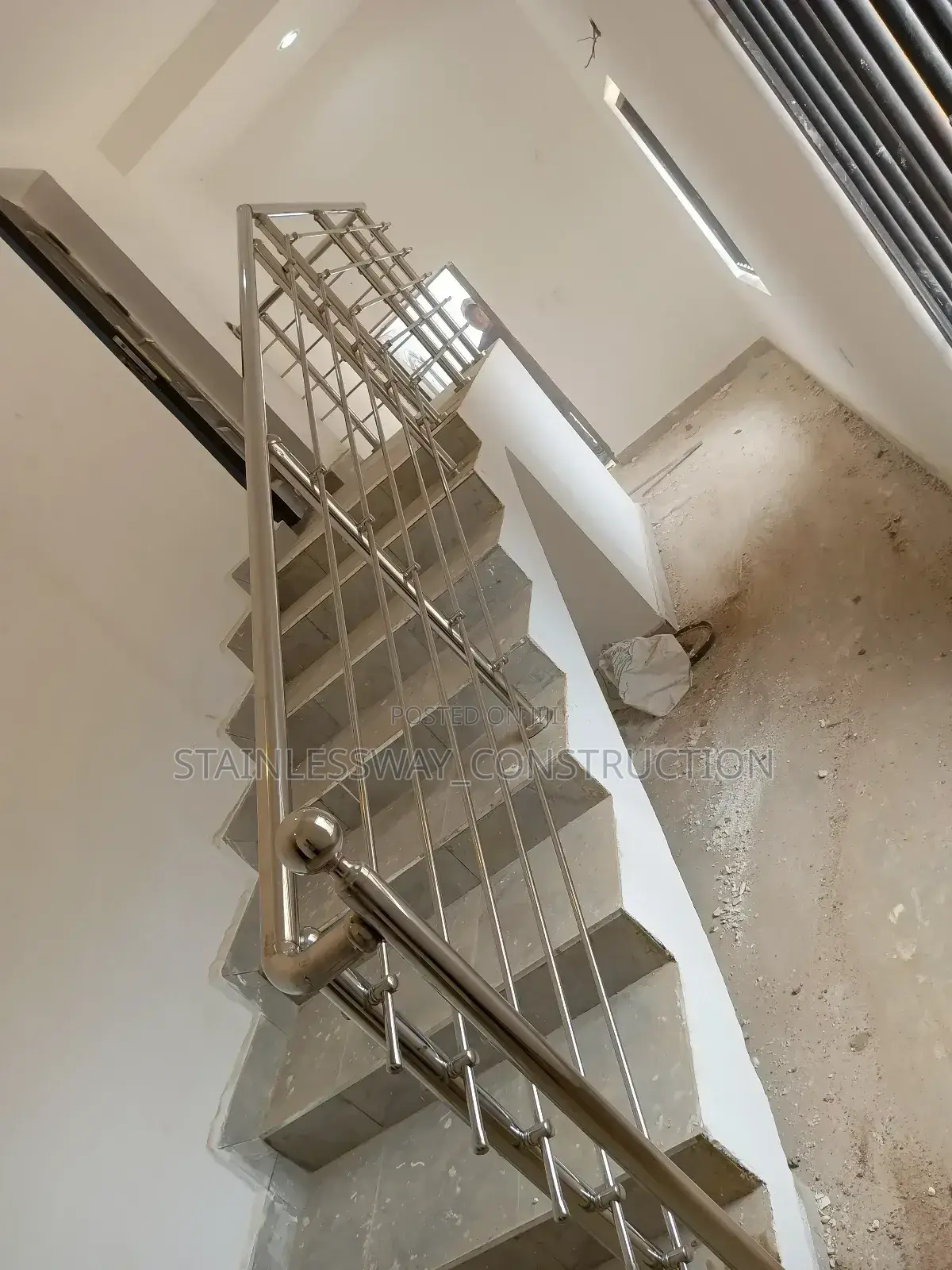 Article Staircase