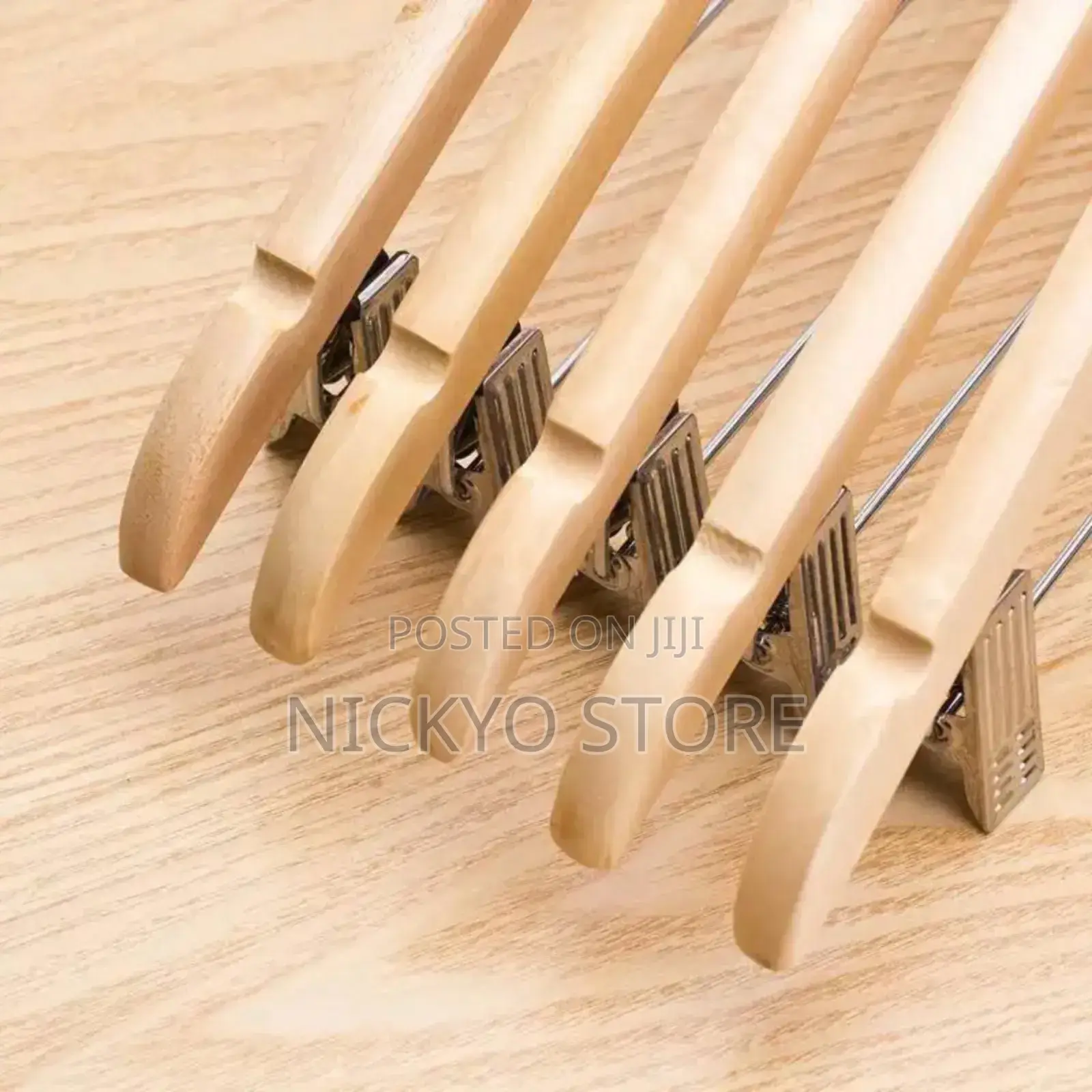 10pcs Wooden Hanger With Clip