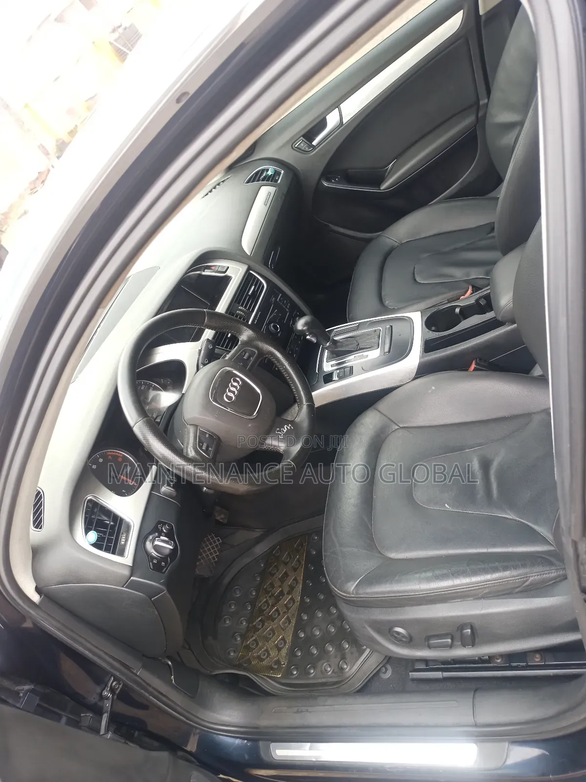 Audi A4 2.0T Premium 2012 Blue