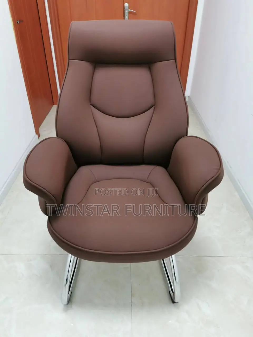 Modern Executive Office Leather Visitors Chair