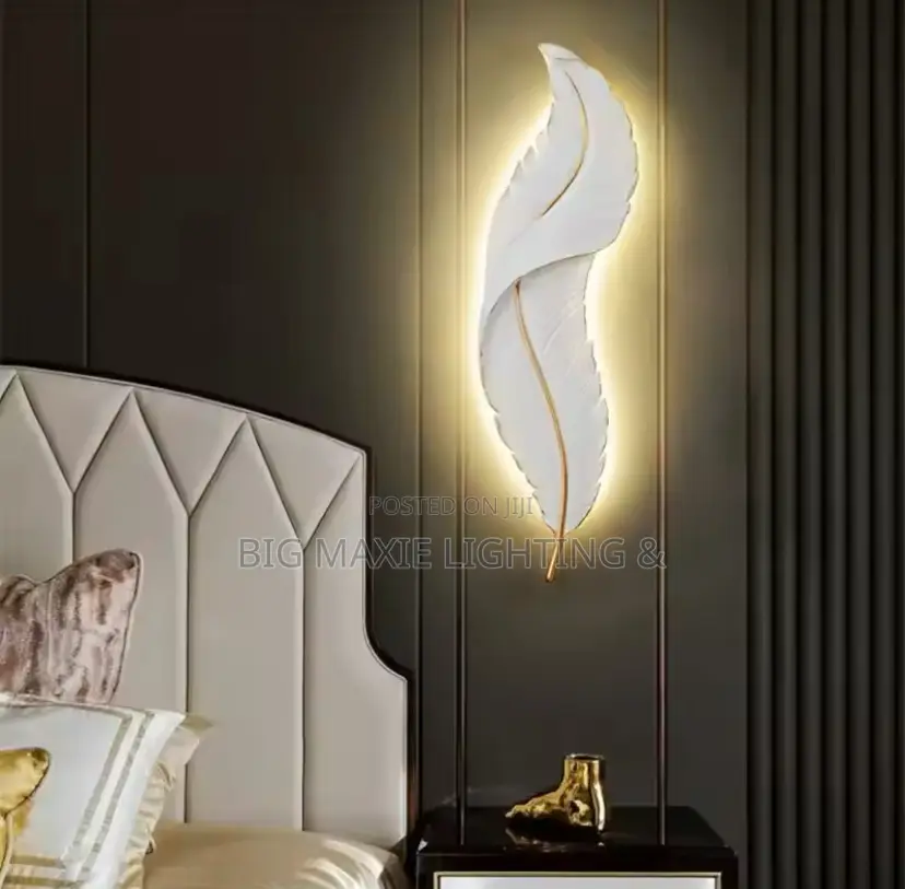 Modern Nordic Luxury Resin Walllight LED Feather Light