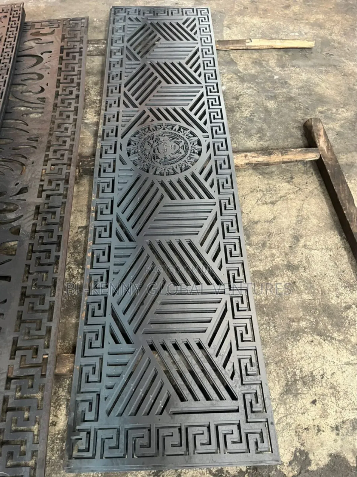 Leser Cut Plate Design