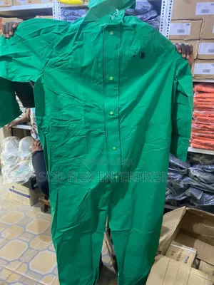 Chemical And Oil Resistance Gown Overalls