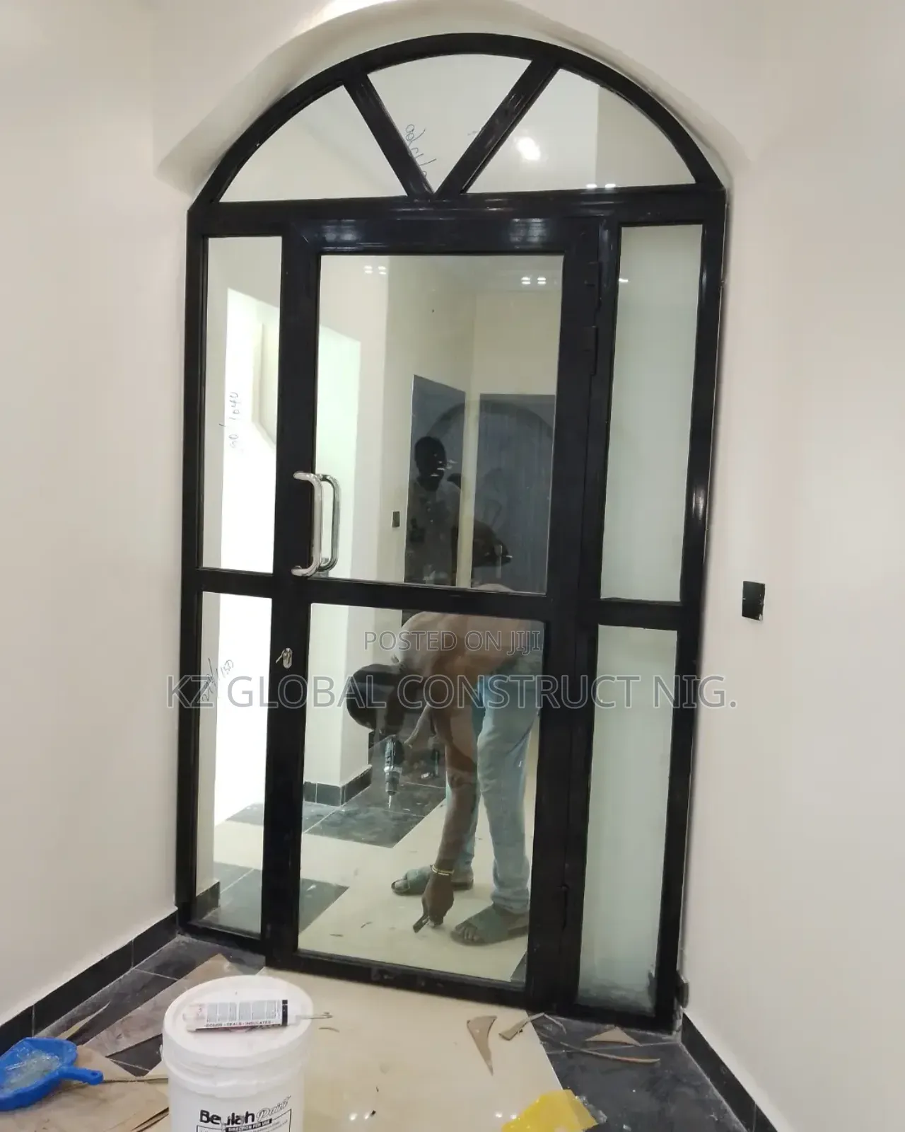 Standard Aluminum Hinge Door