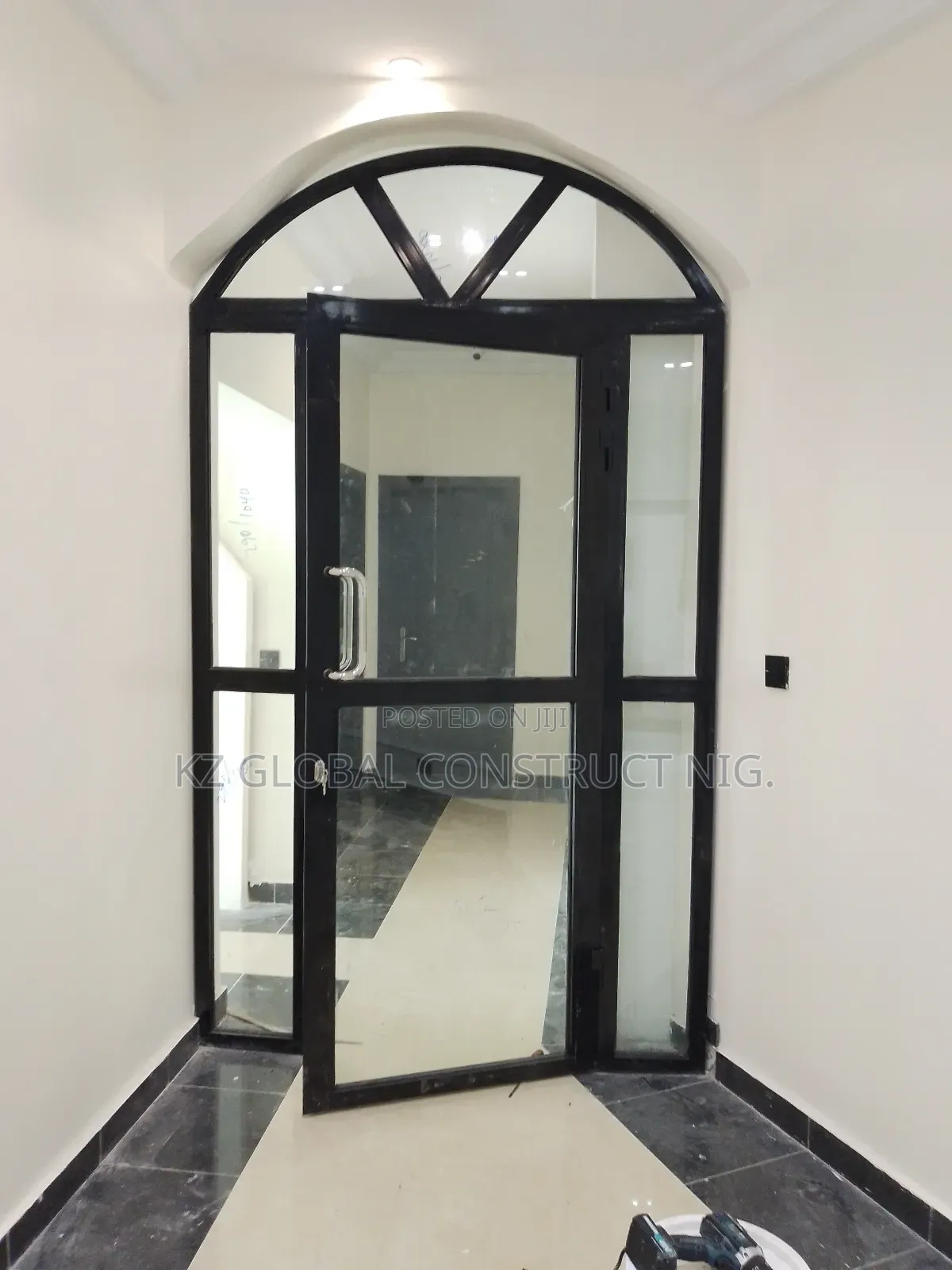 Standard Aluminum Hinge Door