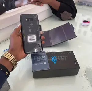 New Samsung Galaxy S8 Plus 64 GB Blue