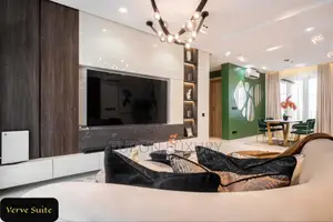 2 Bed Apartment With Pool and Ps5
