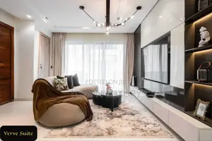 2 Bed Apartment With Pool and Ps5