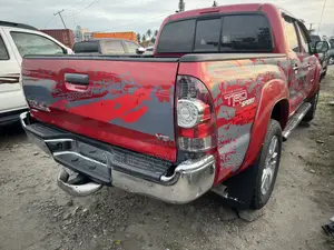 Toyota Tacoma 2013 Red