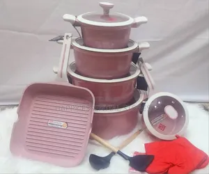 UCC LIFE Quality Induction Pot 
Available in Pink GRAY
