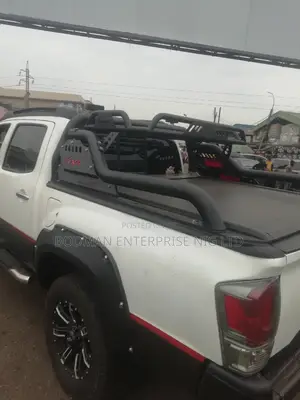 Rolling Boot Cover With Off Road Spoiler - _=: