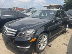 Mercedes-Benz C300 Luxury 4Matic Sedan AWD (3.5L 6cyl 7A) 2014 Black