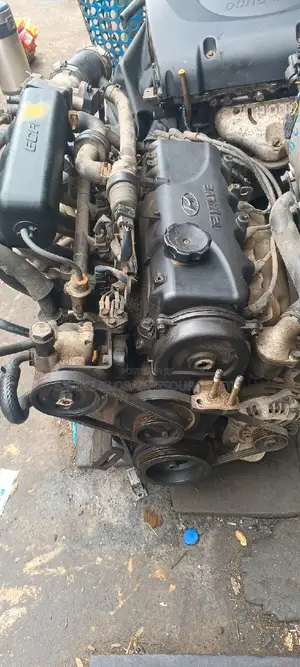 Hyundai Accent 03 Complete Engine