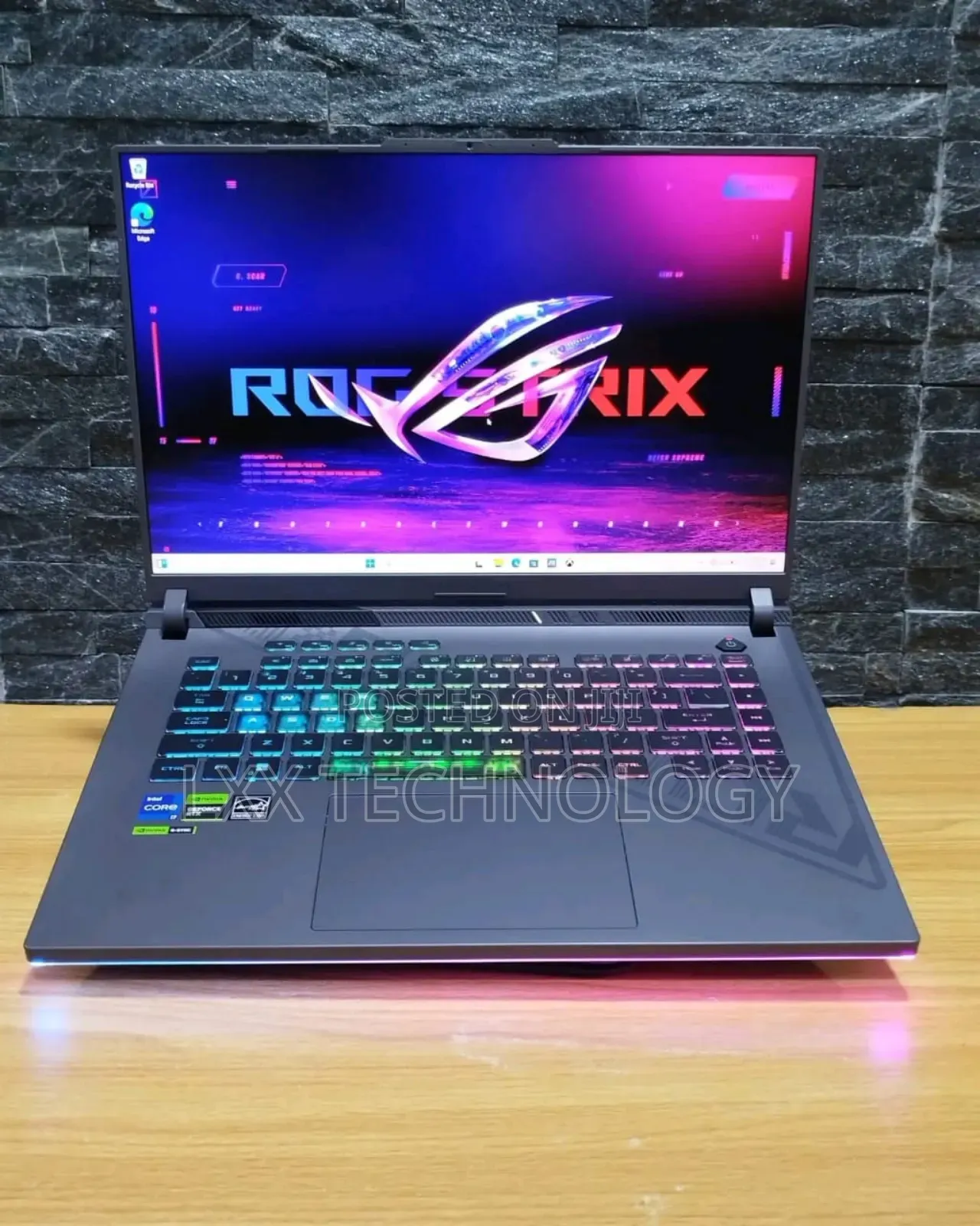New Laptop Asus ROG Zephyrus G16 16GB Intel Core i7 SSD 1T