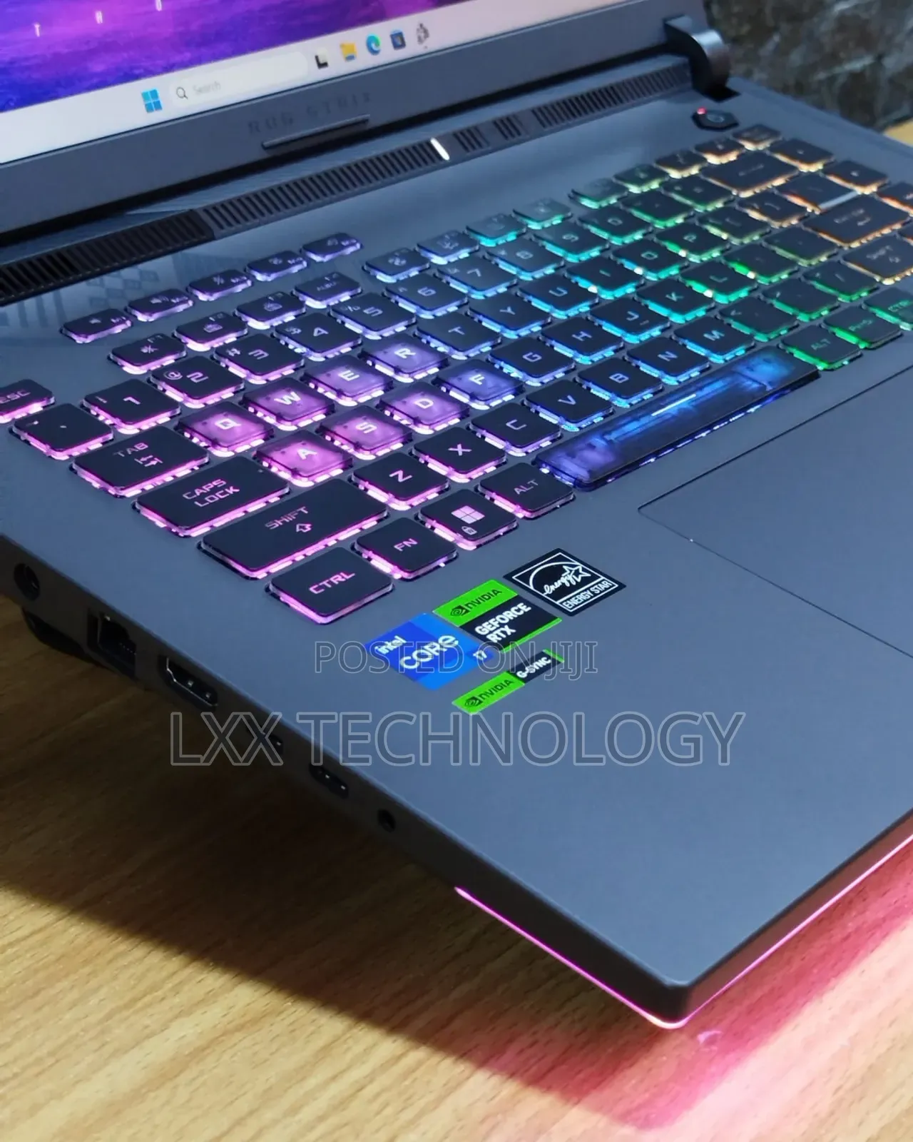 New Laptop Asus ROG Zephyrus G16 16GB Intel Core i7 SSD 1T