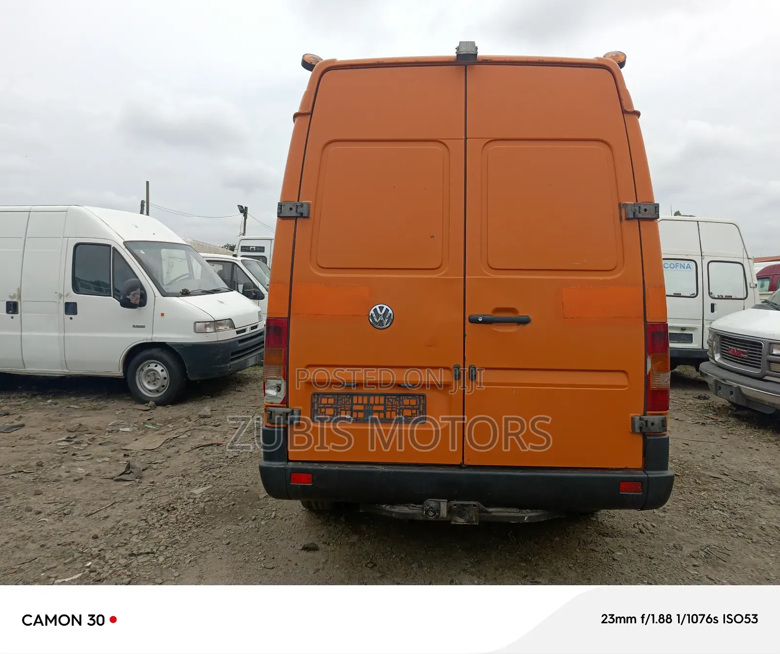 Volkswagen LT 2000 Orange