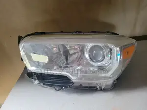 Toyota Tacoma Headlight 2016 Model