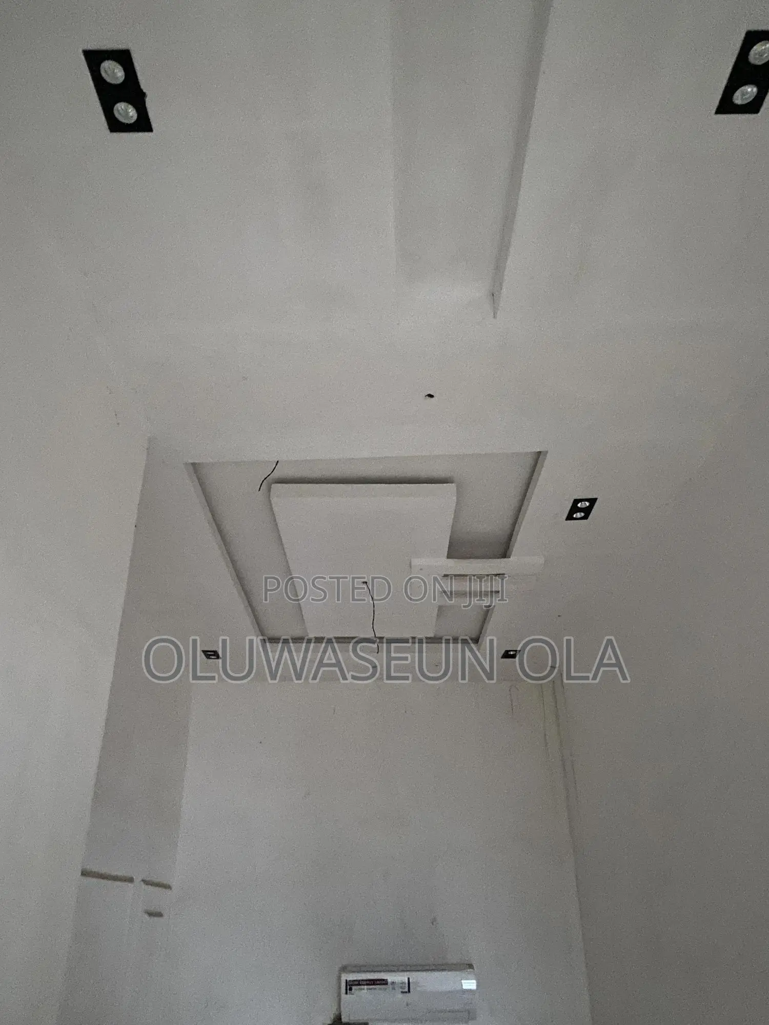 P.O.P Ceiling