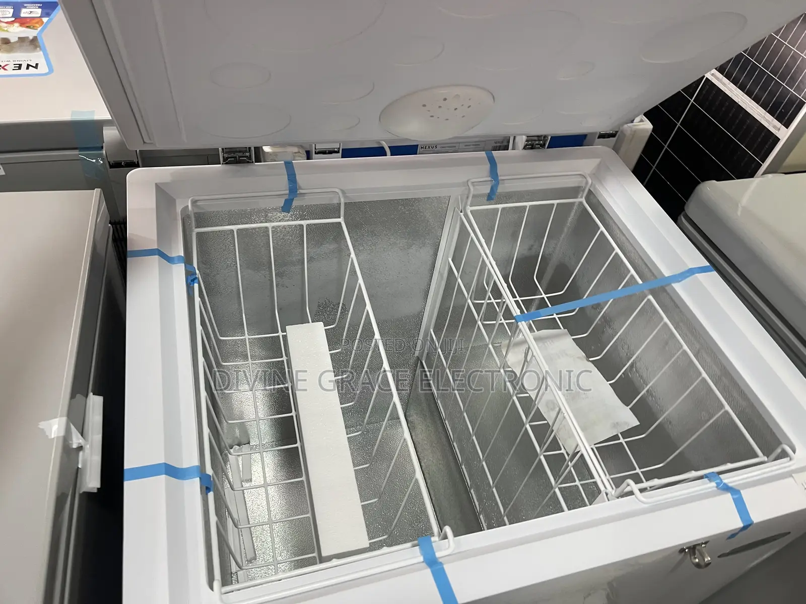 219 Litres Thermocool Chest Freezer