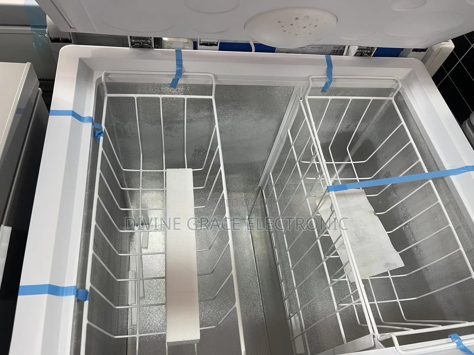 219 Litres Thermocool Chest Freezer