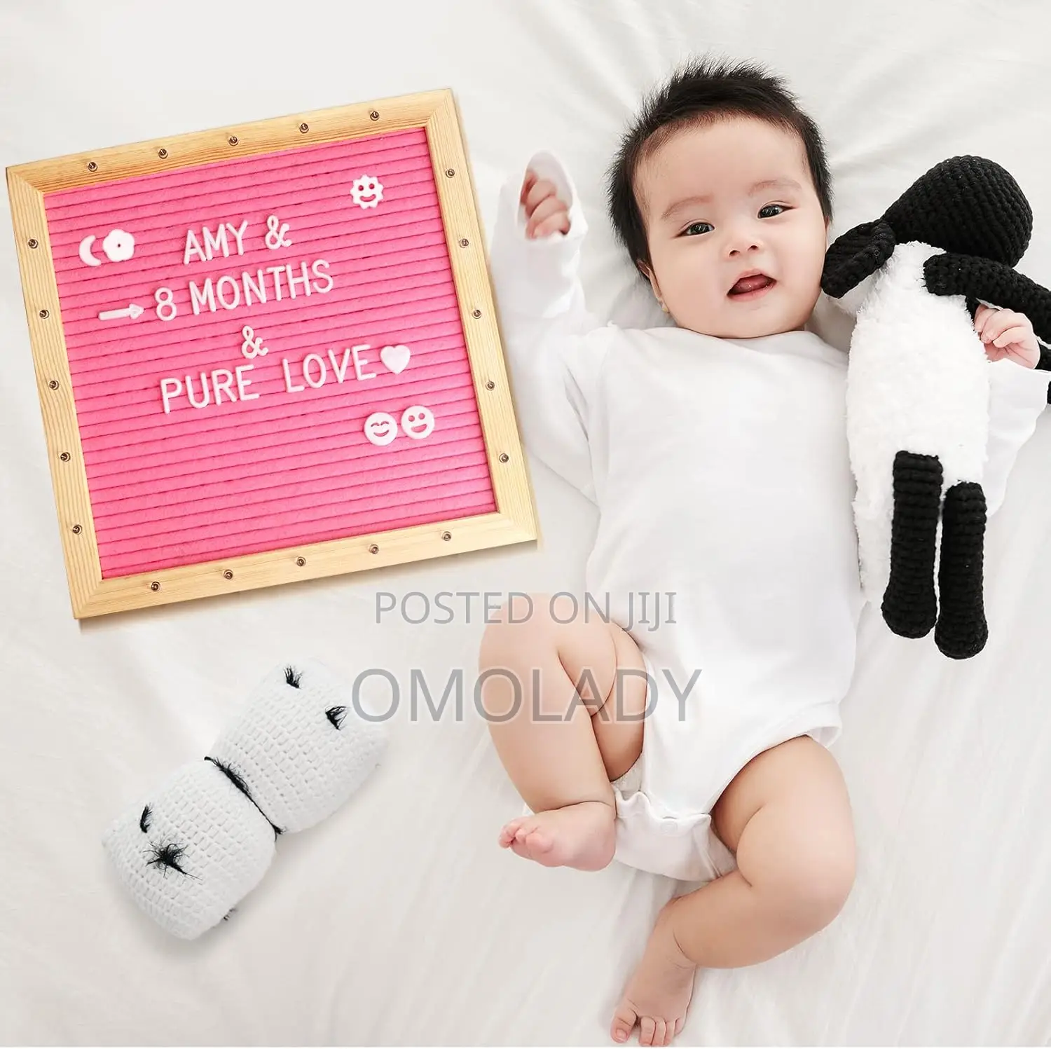 Changeable Heart Felt Letter Board With Lights - 10x10inches