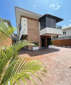 5bdrm Duplex in Lekki for sale