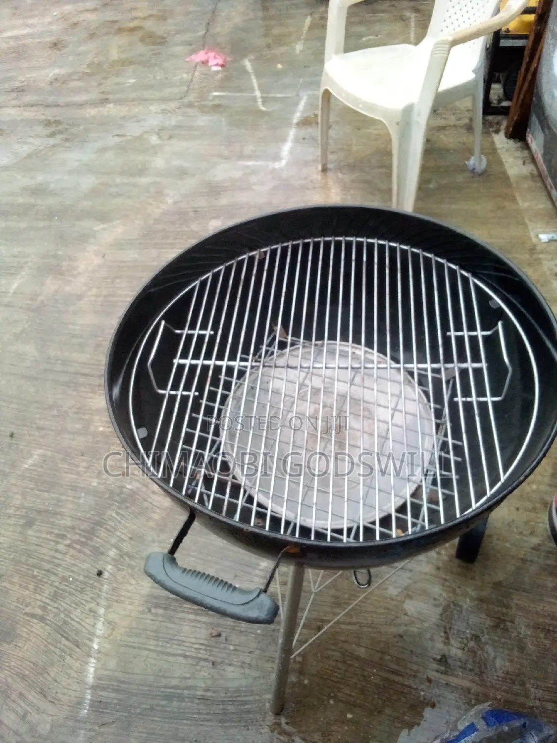 Standing Charcoal Barbecue Machine