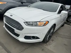 Ford Fusion SE 2013 White