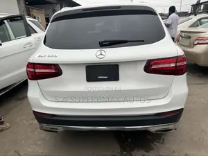Mercedes-Benz GLC-Class 2017 White