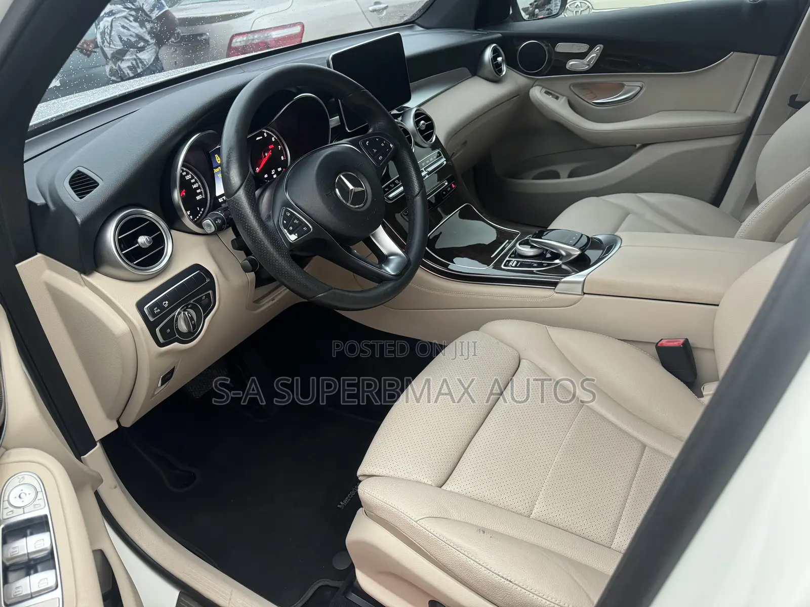 Mercedes-Benz GLC-Class 2017 White
