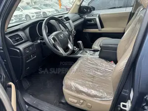 Toyota 4-Runner Limited 4WD 2011 Blue