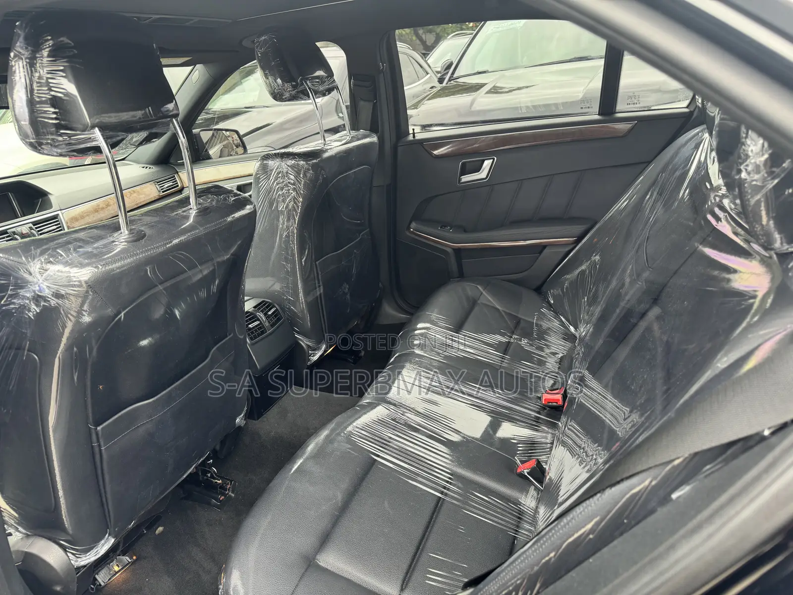 Mercedes-Benz E350 2014 Black